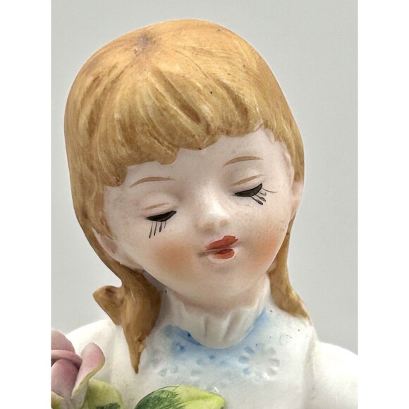 Porcelain Girl in Dress‎ Night Light Lamp With Bouquet Of Flowers Japan GAR-G4 - Picture 2 of 7